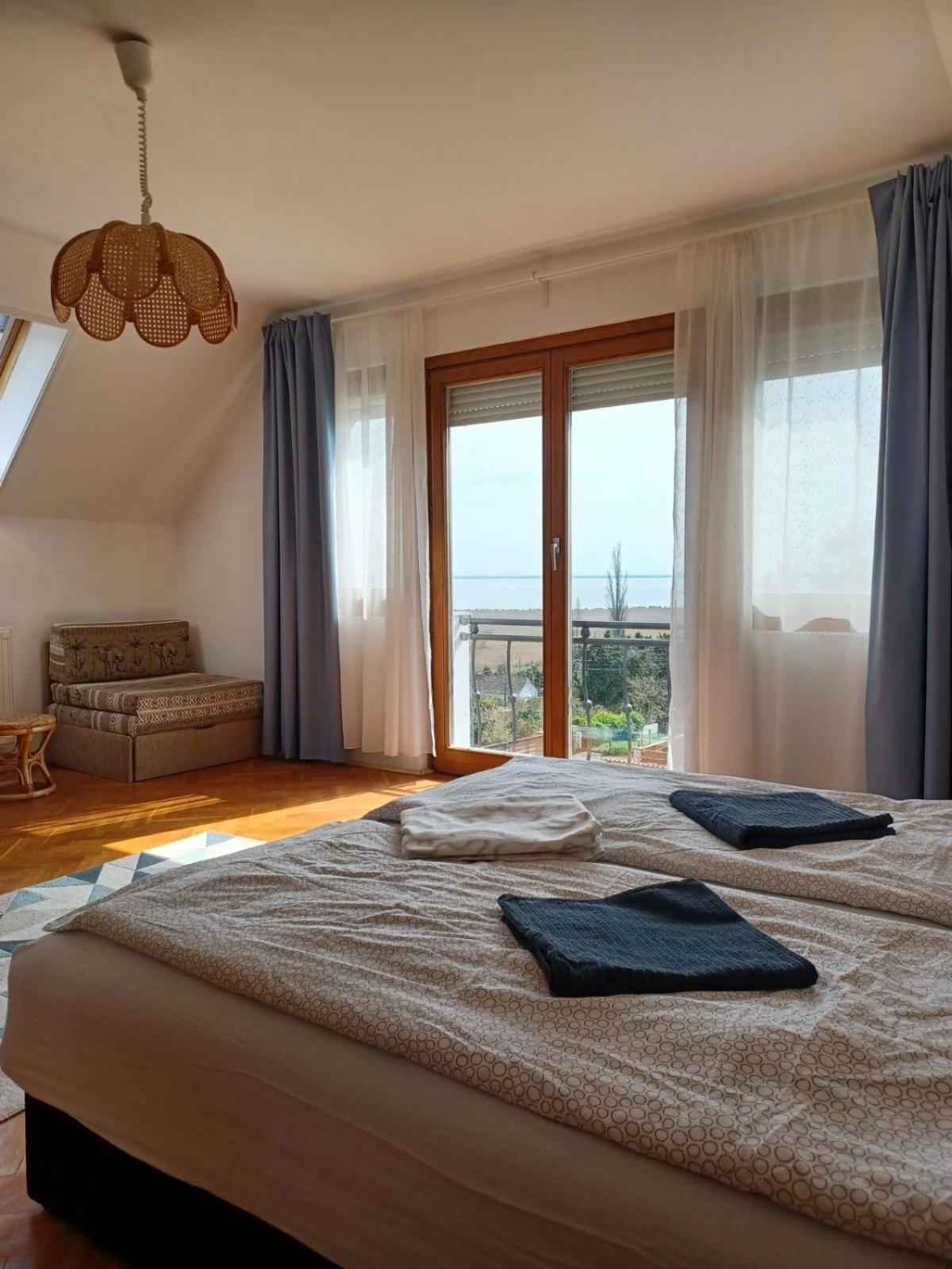 Szigligeti Panorama Apartmanhaz Экстерьер фото